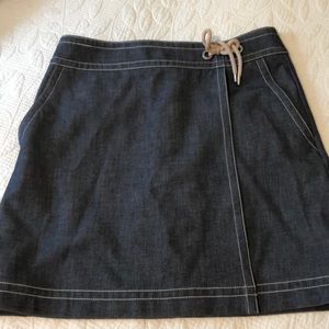 Ann Taylor denim / chambray skirt